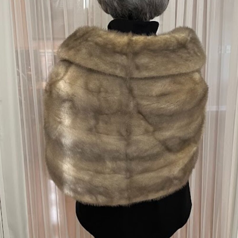 Vintage Blonde Fur Stole - One Size Fits All - Picture 3 of 4